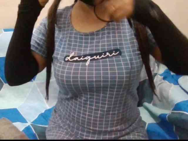 Anjali_dogra webcam