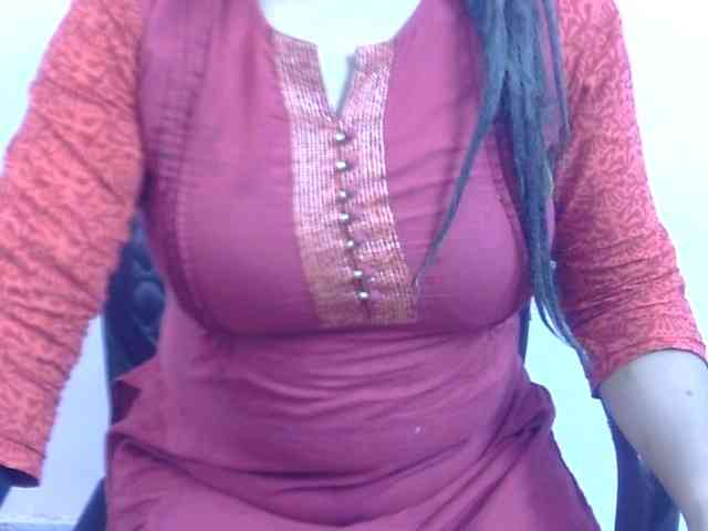 Anjali_dogra webcam