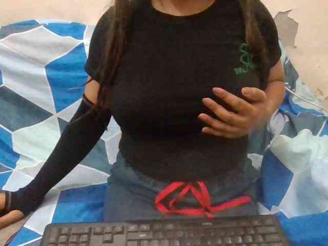 Anjali_dogra webcam