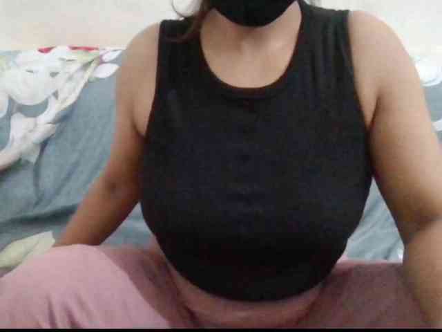 Anjali_dogra webcam