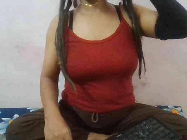 Anjali_dogra webcam