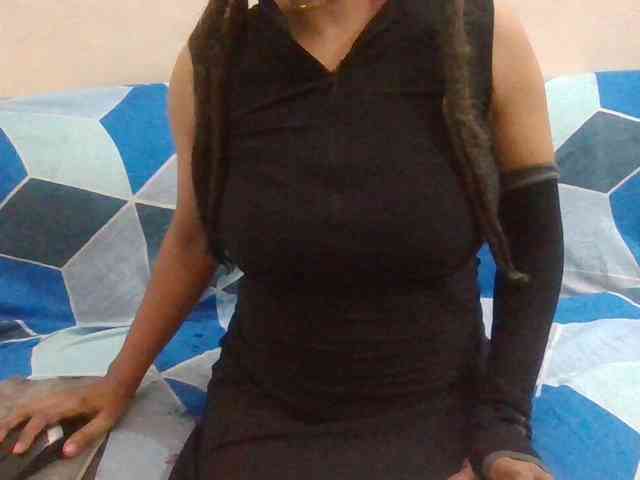 Anjali_dogra webcam