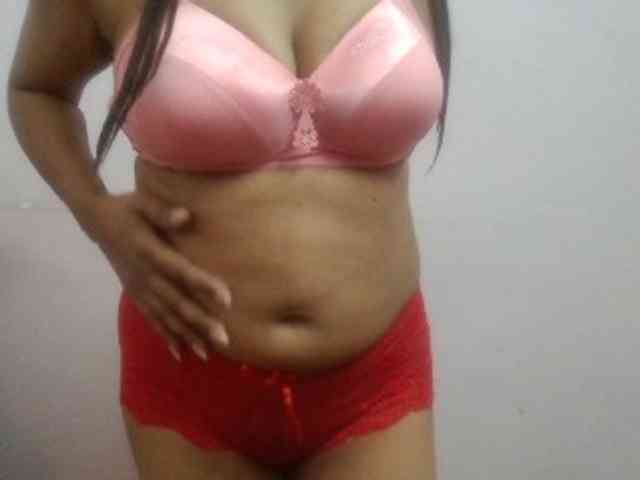 Anjali_dogra webcam