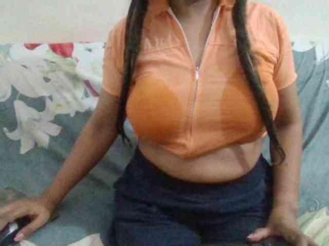 Anjali_dogra webcam