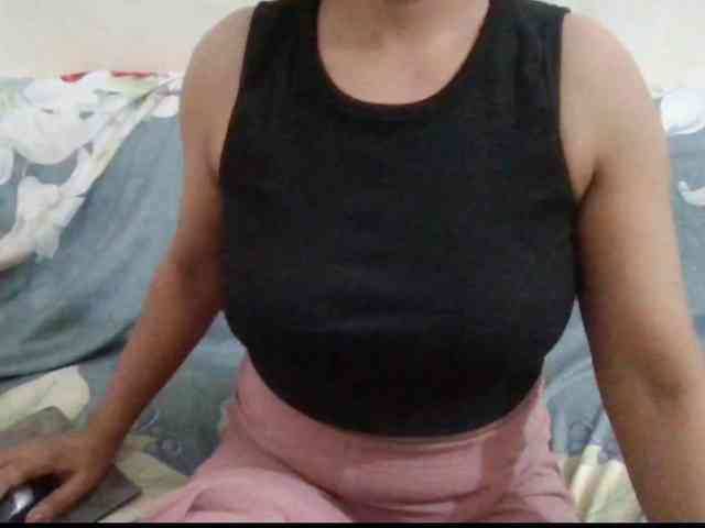 Anjali_dogra webcam