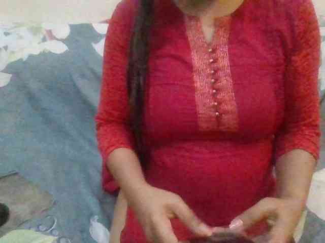 Anjali_dogra webcam