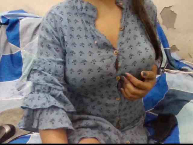 Anjali_dogra webcam