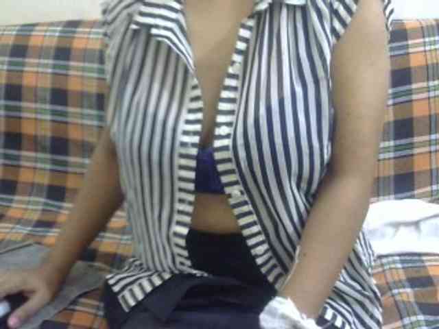 Anjali_dogra webcam