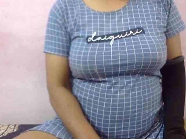 Anjali_dogra webcam