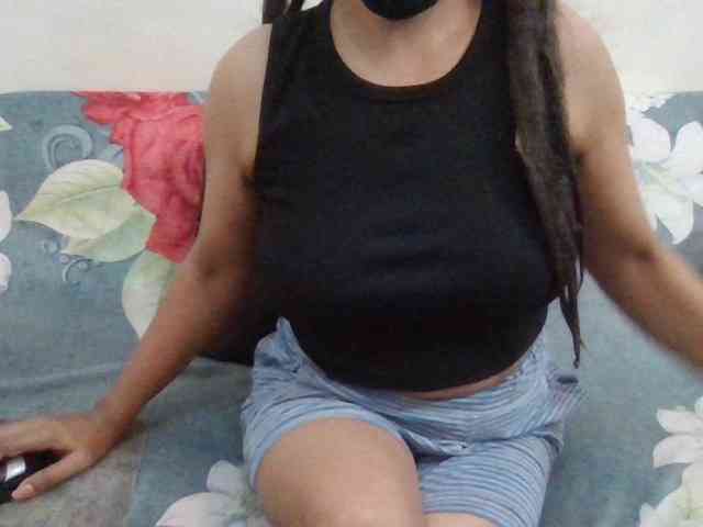 Anjali_dogra webcam