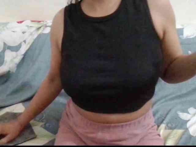Anjali_dogra webcam