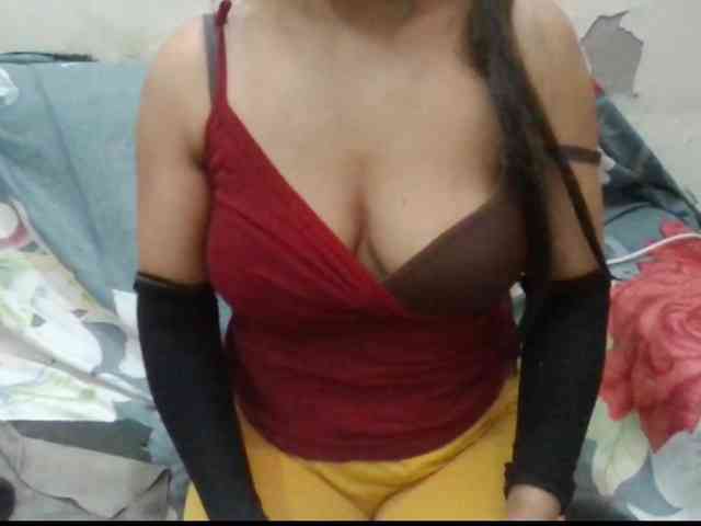 Anjali_dogra webcam