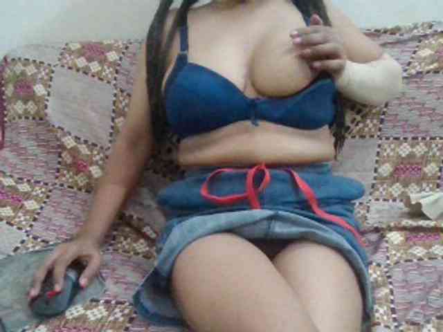 Anjali_dogra webcam