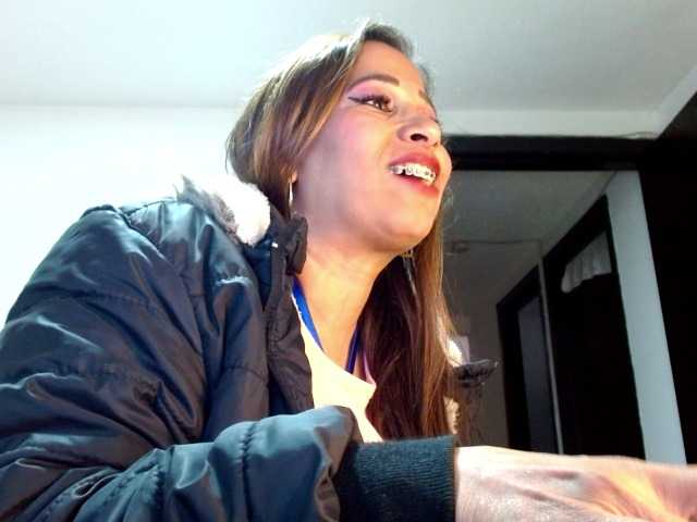 Alexaasecret webcam bongacams model stream image