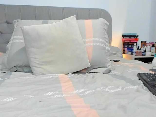 Alessia-Ale live cam on BongaCams