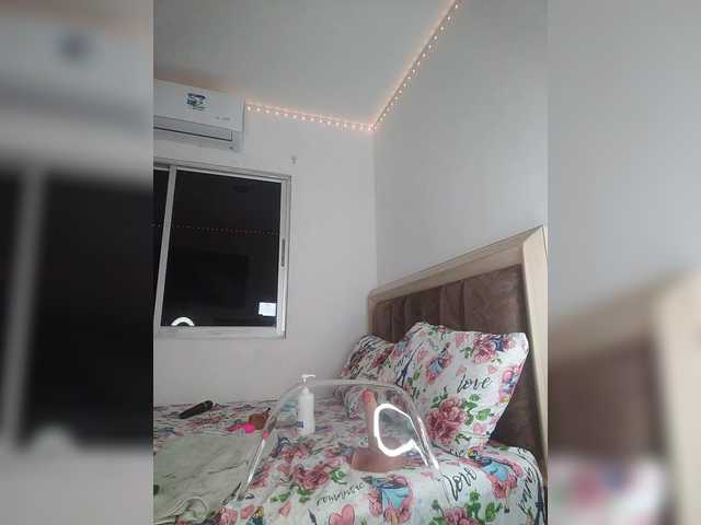 sharadreams live cam on BongaCams
