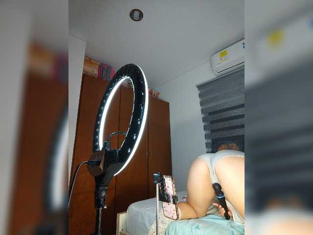 sharadreams live cam on BongaCams