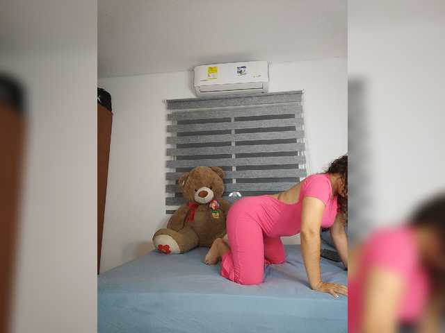 sharadreams live cam on BongaCams
