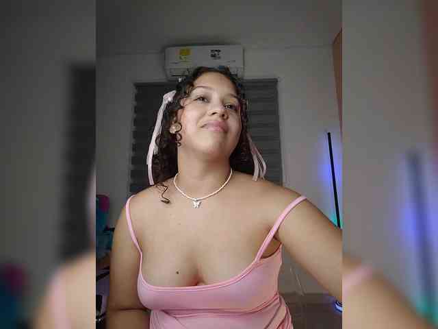 Modelo: sharadreams