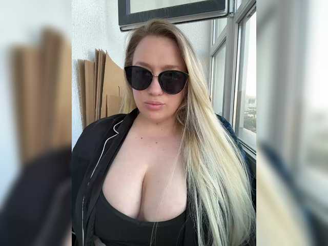 -Sonya699-