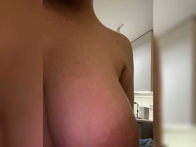 -Sonya699-