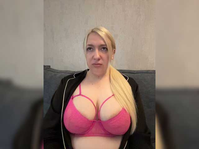 -Sonya699-
