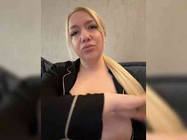-Sonya699-