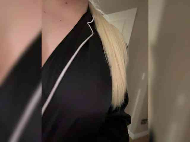 -Sonya699-