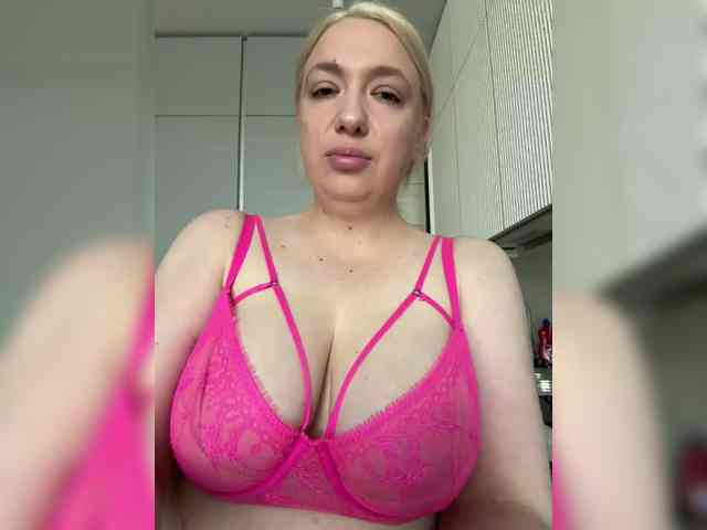 -Sonya699-