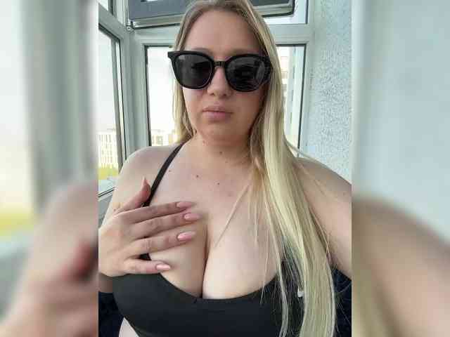 -Sonya699- webcam