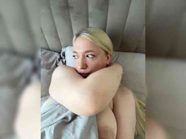 -Sonya699-