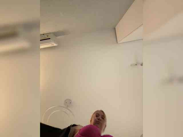 -Sonya699- webcam