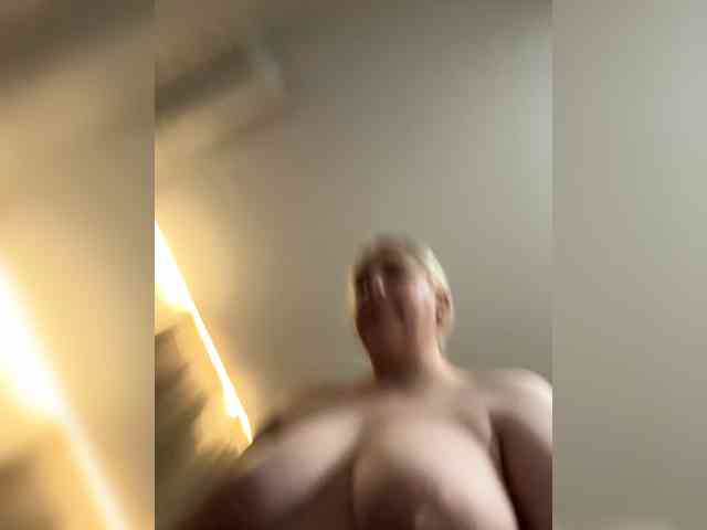 -Sonya699- webcam