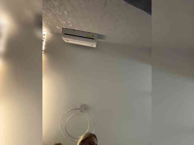 -Sonya699-