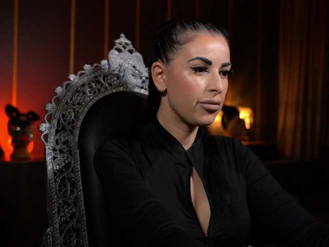 KellyKent live cam on BongaCams