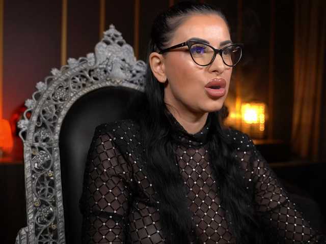 KellyKent live cam on BongaCams