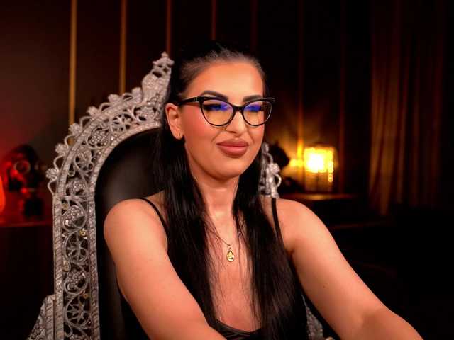 KellyKent live cam on BongaCams