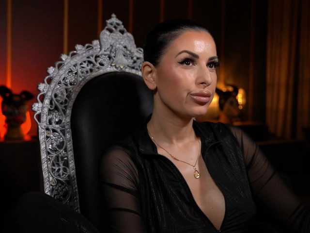 KellyKent live cam on BongaCams