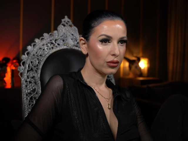 KellyKent live cam on BongaCams