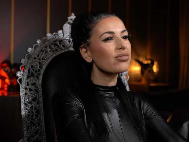 KellyKent live cam on BongaCams