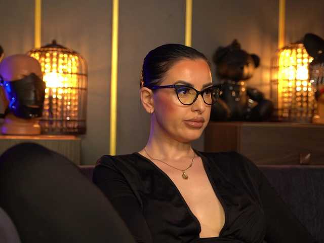 go to chat with KellyKent