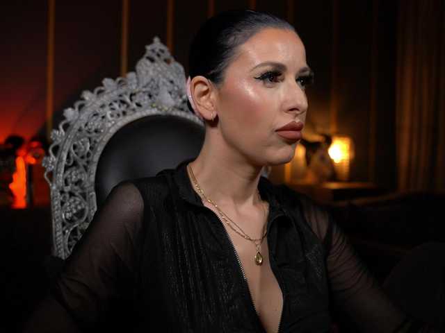 KellyKent live cam on BongaCams