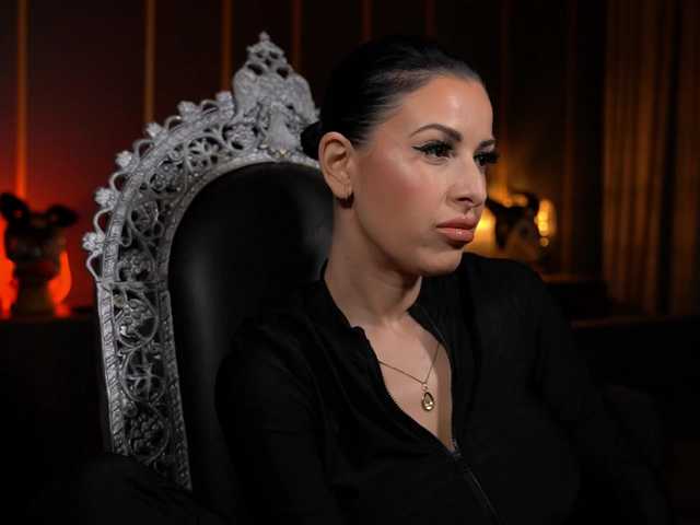KellyKent live cam on BongaCams