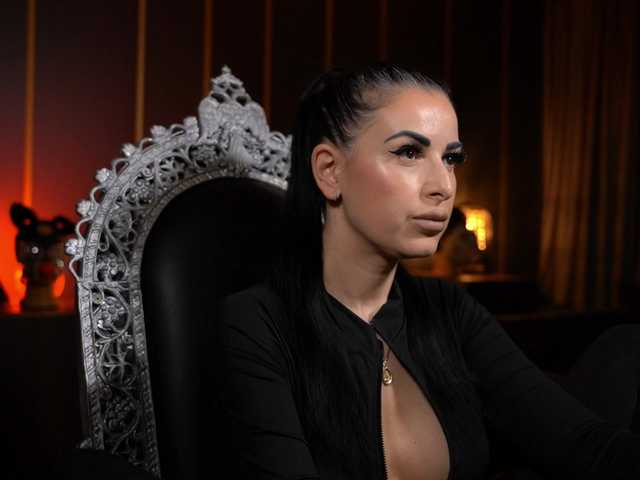 KellyKent live cam on BongaCams