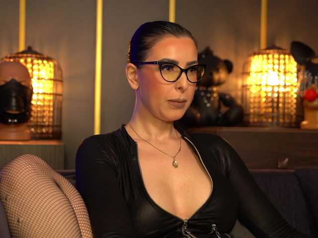 go to chat with KellyKent