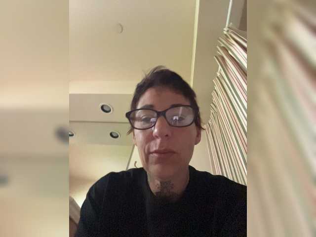Emeraldeyes Cam en direct sur BongaCams