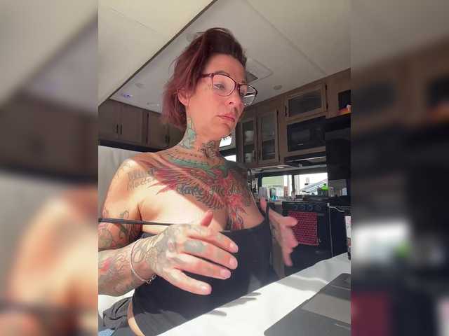 Emeraldeyes live cam