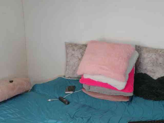 LINDA599 webcam