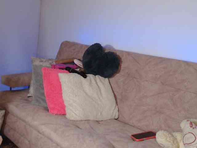 LINDA599 webcam