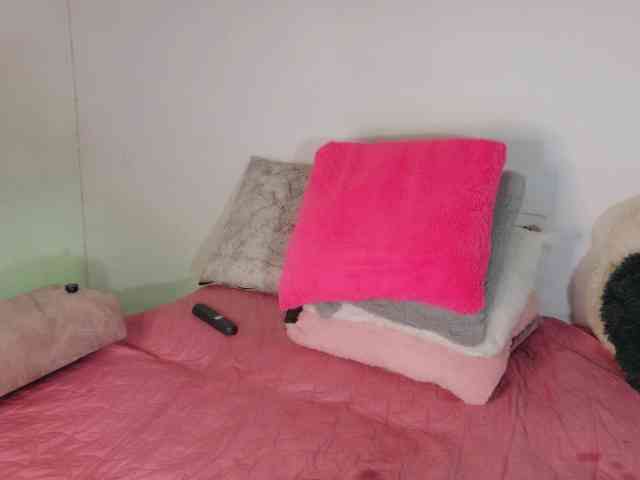 LINDA599 webcam